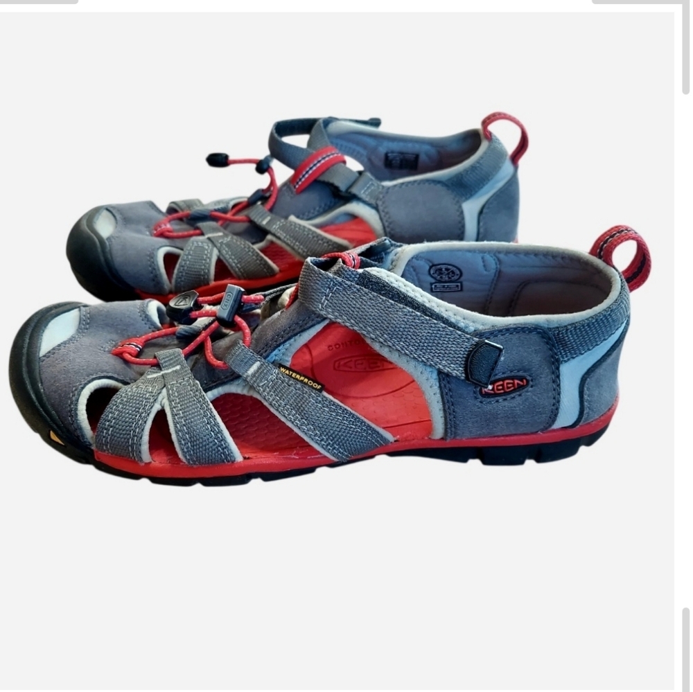 Keen Men's Size 6 Gray and Red Outdoor Sport Sandals